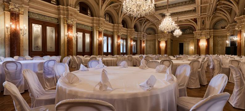 维多利亚少女峰水疗大酒店(Victoria Jungfrau Grand Hotel and Spa Interlaken)图片