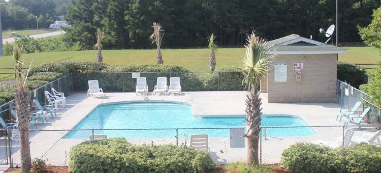 卡特雷特角温德姆戴斯酒店(Days Inn by Wyndham Cape Carteret Near Emerald Isle)图片