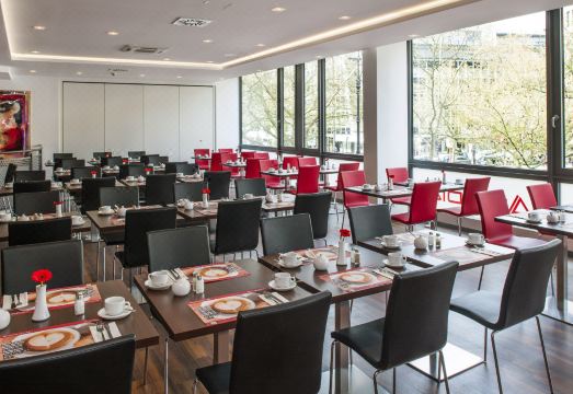 PLAZA Premium Berlin KurfürstendammHotel Overview