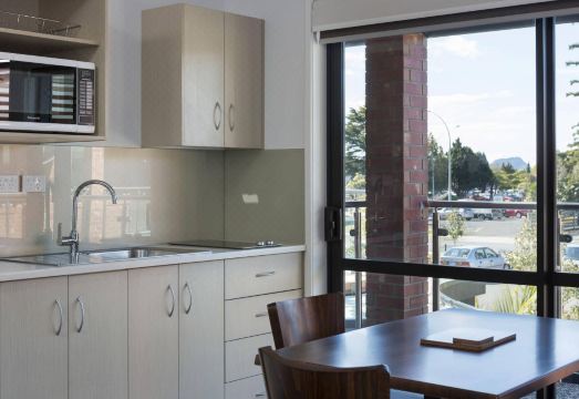 850 Cameron MotelHotel Overview