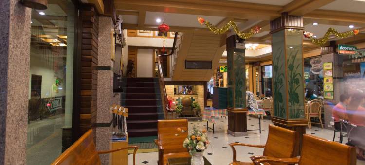 斯日酒店(Siri Hotel)图片