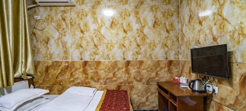 九妹商务宾馆(巫山翠屏汽车站店)图片