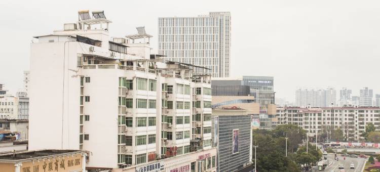骏怡精选酒店(江南宋城步步高新天地店)图片