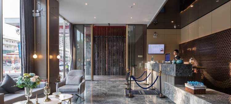 中濠悦际酒店(深圳龙华大浪商业中心店)图片
