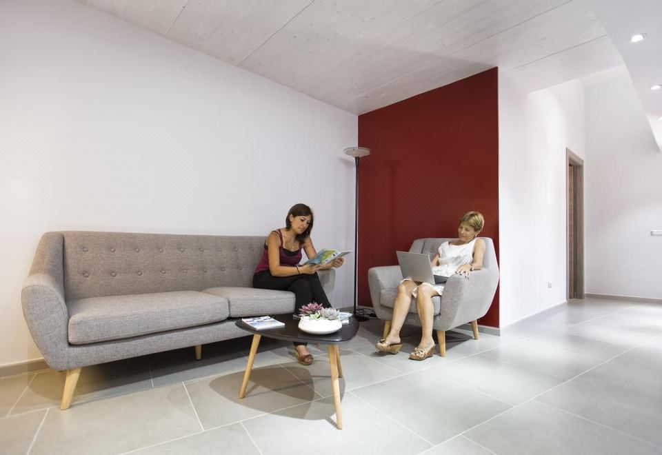 Ottocento Guest House Hotel Overview