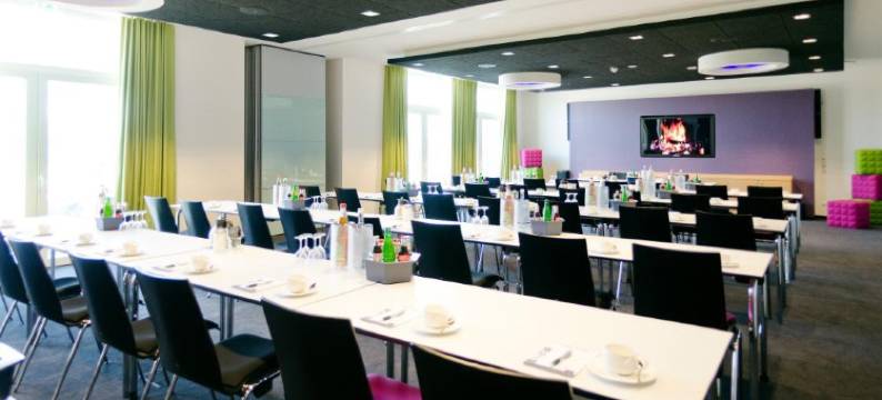 滨江大酒店(Riverside Hotel)图片