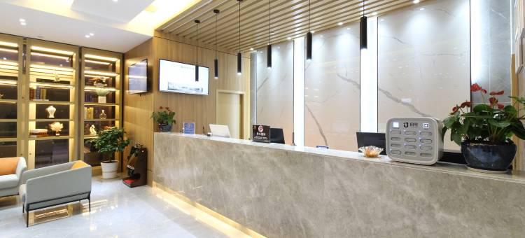 尼森酒店(江西科技学院奥体中心地铁站店)图片