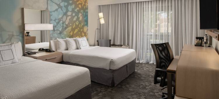 奥兰多维斯塔中心布埃纳维斯塔湖万怡酒店(Courtyard Orlando Lake Buena Vista at Vista Centre)图片