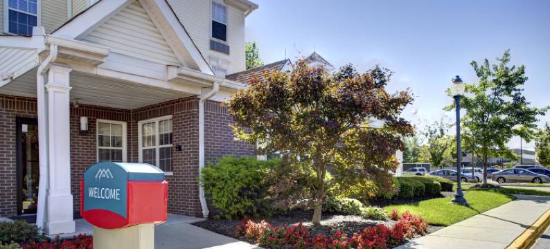 桦树山长住套房 - 布鲁艾施(Birch Hills Suites - Blue Ash)图片