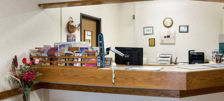 瓦佩顿罗德威酒店(Rodeway Inn)图片