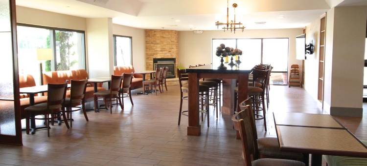 俄亥俄南桑达斯基卡尔森乡村旅馆(Country Inn & Suites by Radisson, Sandusky South, OH)图片