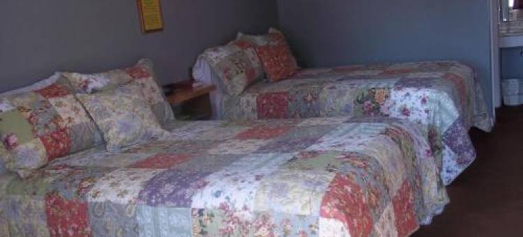 马丽娜海港温泉乡村旅馆(Bay Springs Country Inn & Marina)图片