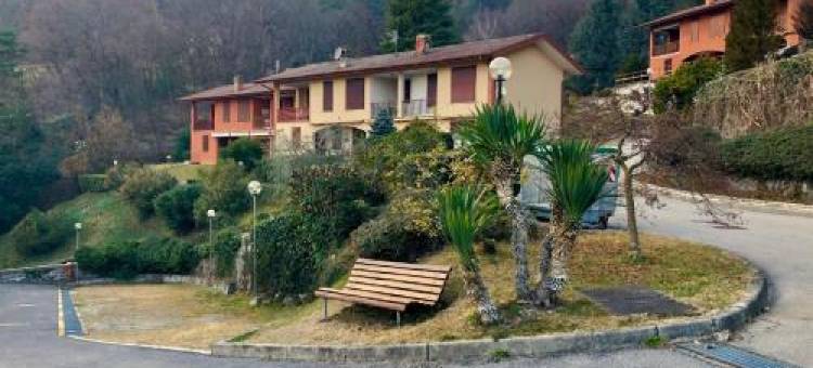 莱特拉兹酒店(Le Terrazze Vista Lago Piscina Tennis Parking Wi-Fi)图片