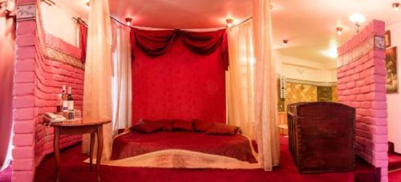 布科维纳酒店(Bukovyna Hotel)图片