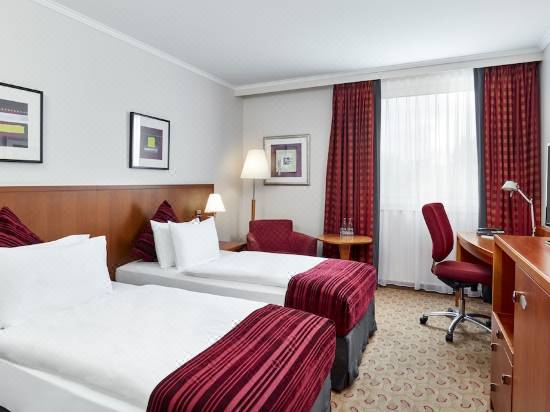 Crowne Plaza Hamburg City Centre Hotel Reviews And Room Rates