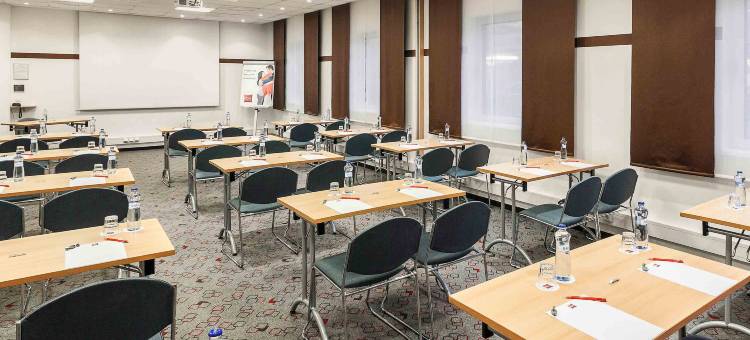 布拉格马拉斯特拉纳宜必思酒店(Ibis Praha Mala Strana)图片