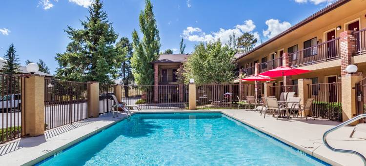 格林豪泰费拉格尔斯塔夫酒店(GreenTree Inn Flagstaff)图片