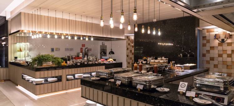 罗勇市中心假日套房酒店(Holiday Inn & Suites Rayong City Centre)图片