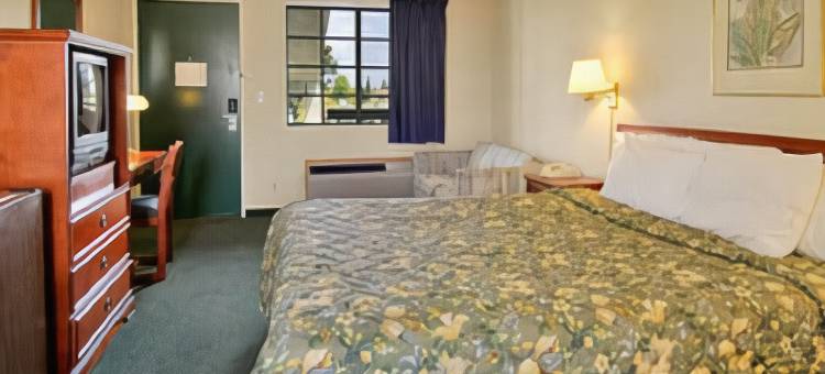 橙市阿纳海姆戴斯酒店(Days Inn by Wyndham Orange Anaheim)图片