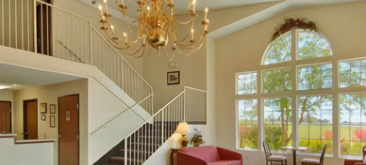 里士满温德姆速8酒店(Super 8 by Wyndham Richmond)图片