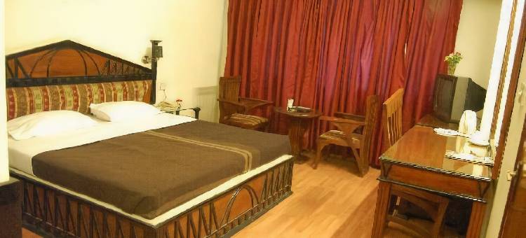 OYO 14837 Hotel Uberoi Anand图片