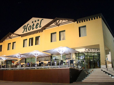 费里亚别墅酒店