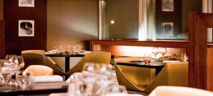 西布里斯托尔温德姆华美达酒店(Ramada by Wyndham Bristol West)图片