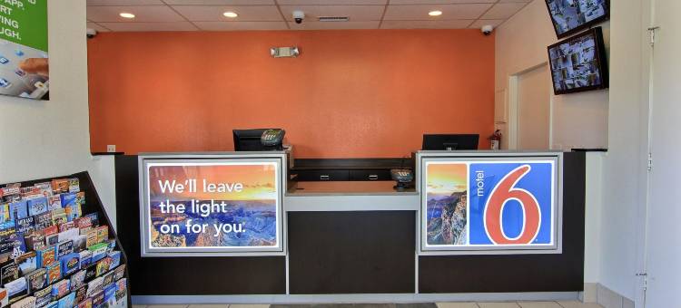 德克萨斯奥斯汀 - 犹他市中心 6 号汽车旅馆(Motel 6 Austin, TX - Central Downtown UT)图片