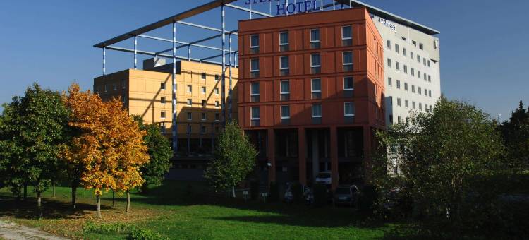 塔昂斯世界朵纳维尔酒店(Trans World Hotel Donauwelle)图片