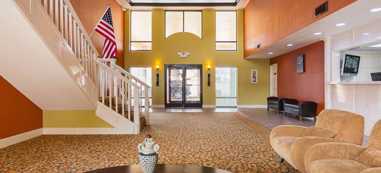 OYO阿肯色特克萨卡纳三一高速公路I-30酒店(OYO Hotel Texarkana Trinity AR Hwy I-30)图片