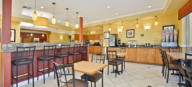 北休斯顿贝斯特韦斯特优质套房酒店(Best Western Plus North Houston Inn  Suites)图片