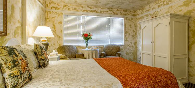 卡梅尔奥克斯凯隆精选酒店(Clarion Collection Carmel Oaks Inn)图片