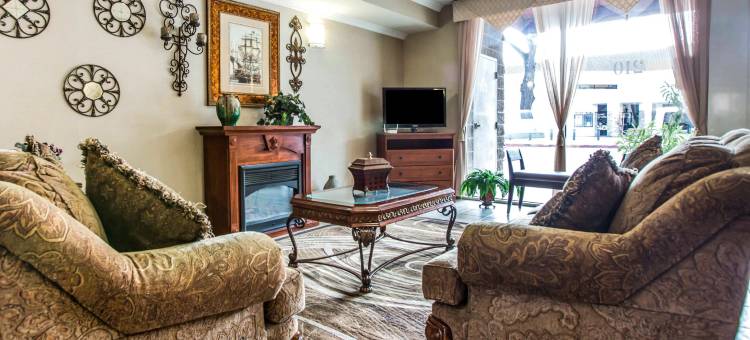 维塞利亚会议中心舒适套房酒店(Comfort Suites Visalia - Convention Center)图片