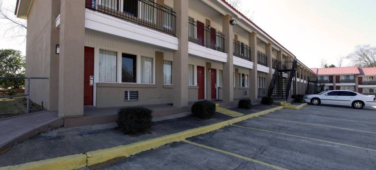 亨兹维尔6号公寓酒店(Studio 6 Huntsville, TX)图片