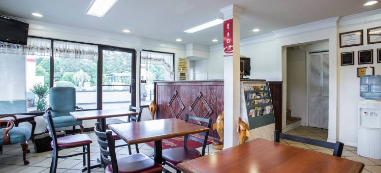 伊克诺旅馆(Econo Lodge)图片