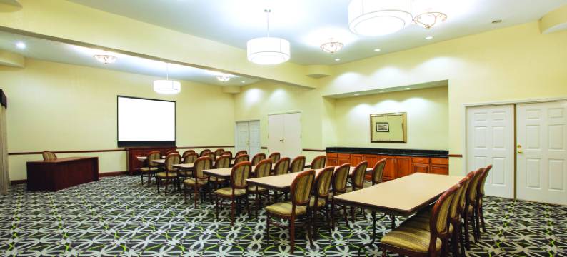 盖恩斯维尔拉昆塔温德姆套房酒店(La Quinta Inn & Suites by Wyndham Gainesville)图片