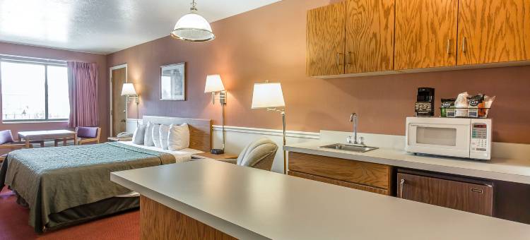 品质酒店锡达城-大学区(Quality Inn Cedar City - University Area)图片