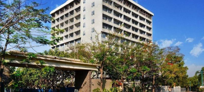 加拉璜凤凰木酒店(Delonix Hotel Karawang)图片