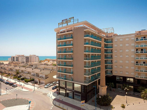 比纳罗斯埃斯图迪奥斯RH公寓