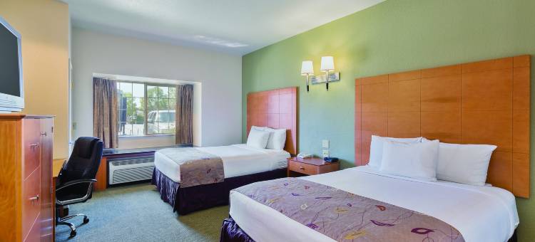 图莱里拉昆塔温德姆套房酒店(La Quinta Inn & Suites by Wyndham Tulare)图片