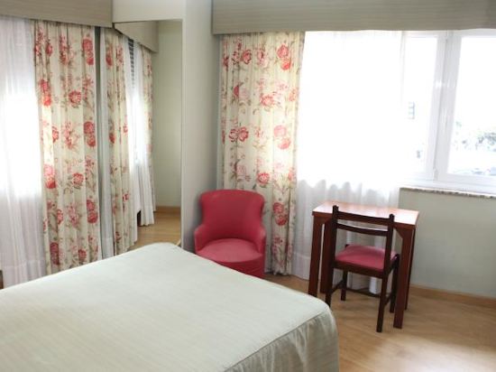 【携程攻略】拉科鲁尼亚倩碧(Arenal)购物攻略