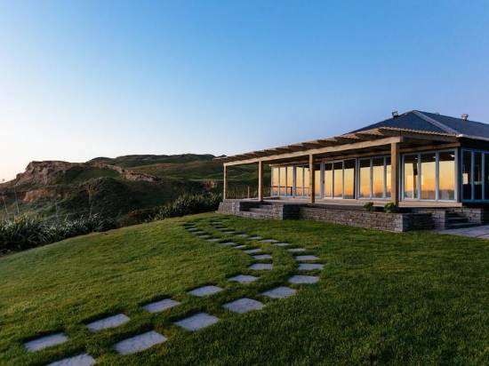 懷烏庫漂流度假酒店