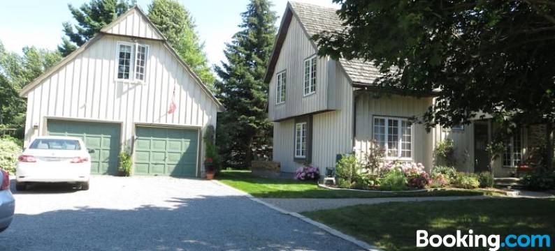 雪松山墙住宿加早餐酒店(Cedar Gables Bed & Breakfast)图片