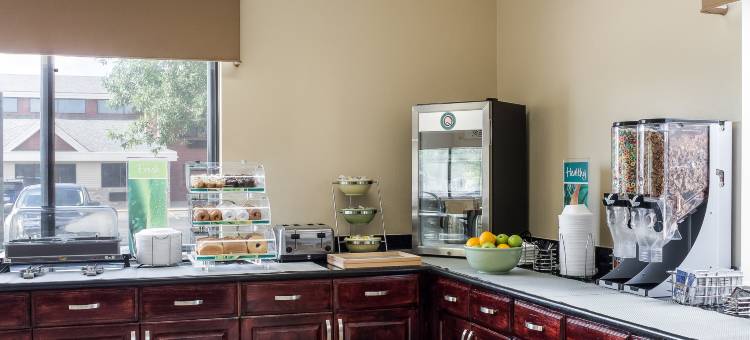 凯艺全套房酒店 - 近西英亩(Quality Suites Near West Acres)图片