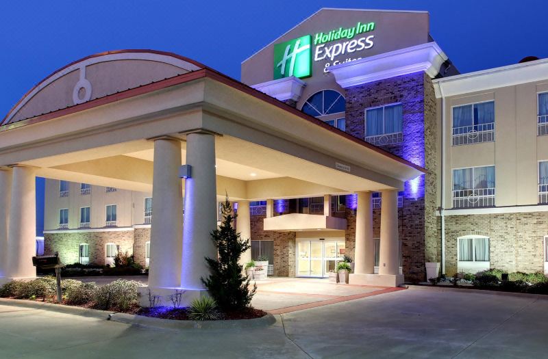 Holiday Inn Express Hotel Winona North Reviews And Room Rates Show All 73 Photos
