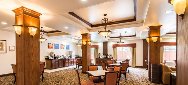 格伦罗斯呗盟套房酒店(Baymont Inn & Suites by Wyndham Glen Rose)图片