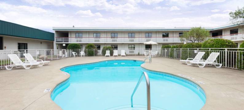 云杉木旅馆(Sprucewood Inn)图片