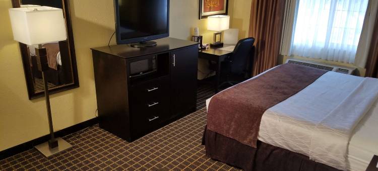 摩根敦- 大学区品质酒店&套房(Quality Inn & Suites Morgantown - University Area)图片