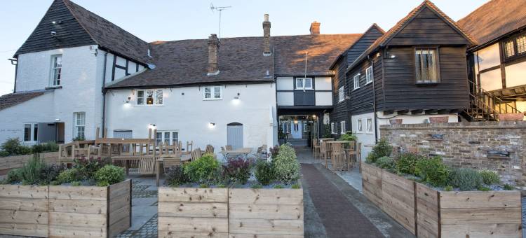 鸵鸟旅馆(The Ostrich Inn Colnbrook London Heathrow)图片