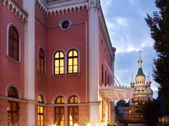 維也納皇家馬術學校萬麗酒店